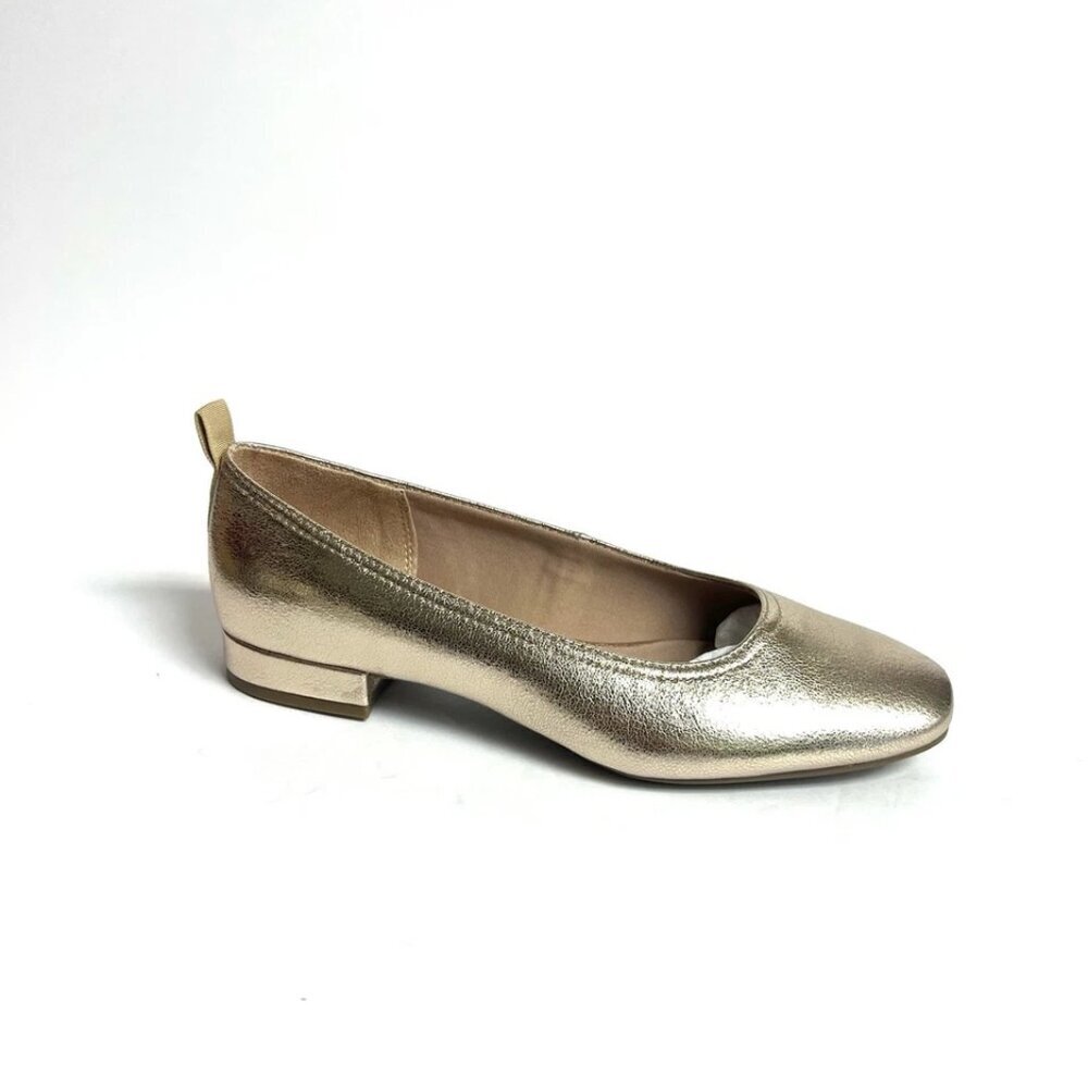 Life Stride Women’s Cameo Gold Flats Size 7W